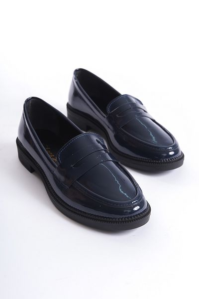 Shoesers Дамски семпли и стилни тъмносини лачени обувки с назъбени подметки