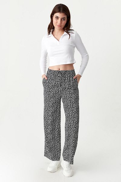 Select Moda Women's Leopard Print Elastic Waist Wide Leg Pants