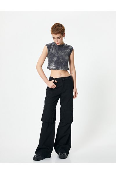 Koton Sleeveless Crop T-Shirt Gradient Metallic Foil Printed Slim Fit Cotton