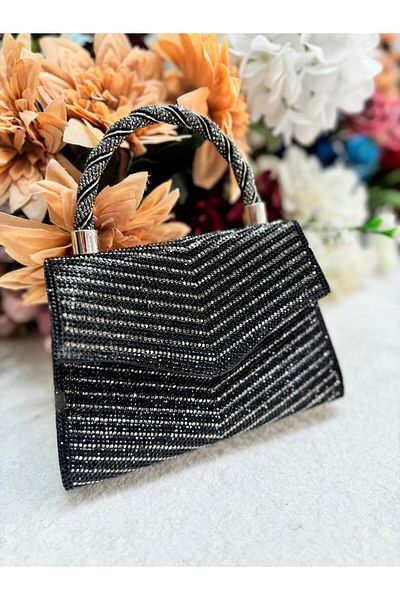 Blacktavern Rochie de seara model 586 - cu detaliu de piatra si dungi