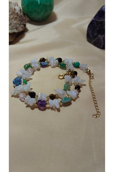kuartz Moon Stone Certified Chakra Necklace. Gives a Sense of Toughness. Balances the Cacras.
