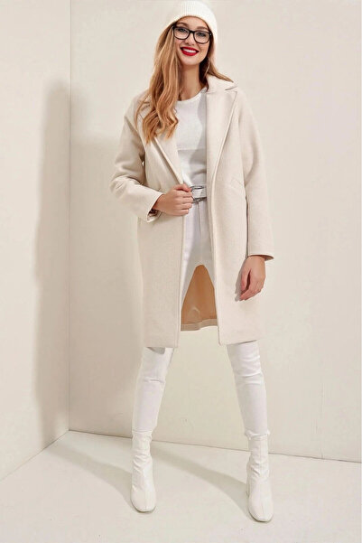hazelin Dámský světle krémový stylový kabát s dvojitou kapsou na jedno knoflíky