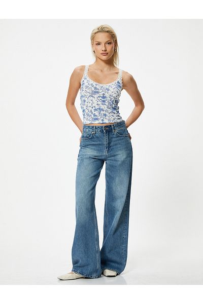 Koton Tanktop aus Baumwolle mit schmalen Trägern aus Spitze und Blumenmuster im Skinny Fit