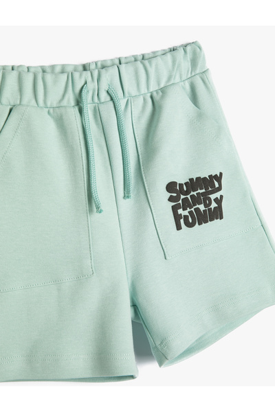 Koton Şort Cepli Beli Bağlamalı Baskı Detaylı Pamuklu