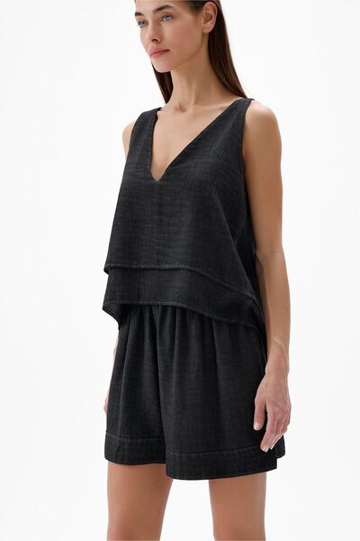 İKİKIZ Layered Black Blouse