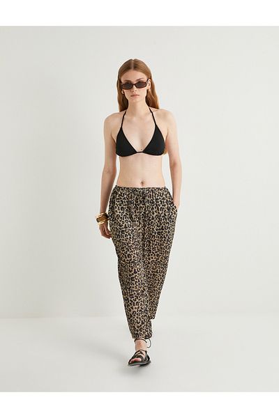 Koton Pantaloni legați în talie cu model leopard și buzunare