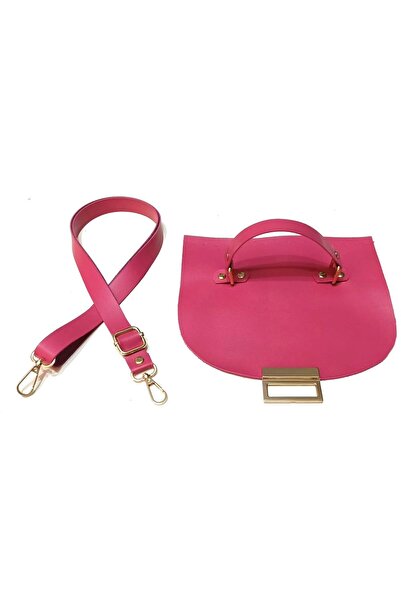 FERİHA HOBİ AKSESUAR حقيبة جلد محبوكة بتفاصيل ذهبية - غطاء 22 سم، حزام 120 سم