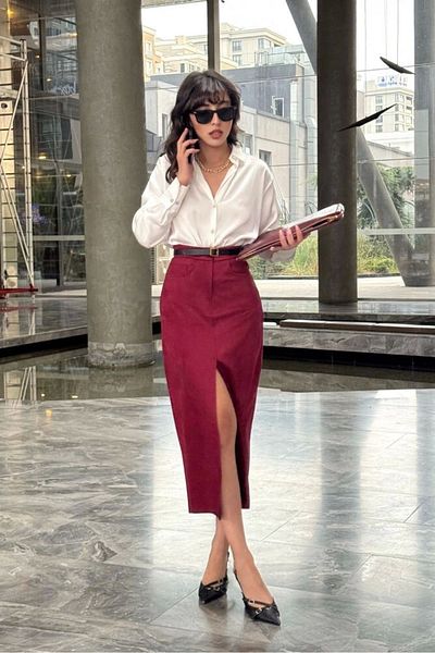 Ecenin Favorileri Fusta midi din piele intoarsa burgundy cu fanta in fata