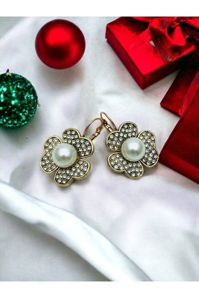 FAYRA ACCESSORIES Yonca Figür İnci Detaylı Küpe