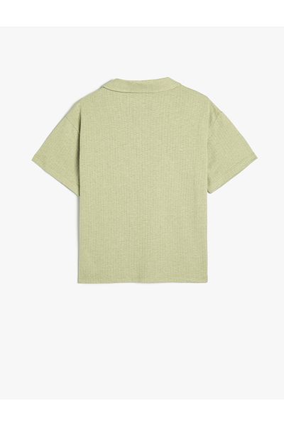 Koton T-Shirt mit Polokragen und kurzen Ärmeln und einer Tasche