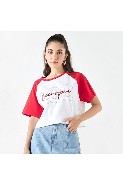 Lee Cooper Printed Crop T-shirt with Raglan Sleeves