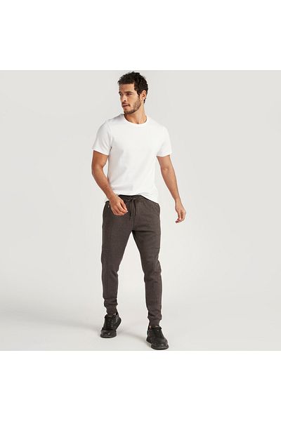 Iconic تي شيرت بقصّة Slim Fit وملمس مخملي ورقبة دائرية وأكمام قصيرة