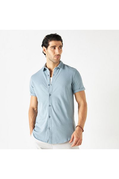 Iconic Textured Shirt with Spread Collar and Short Sleeves