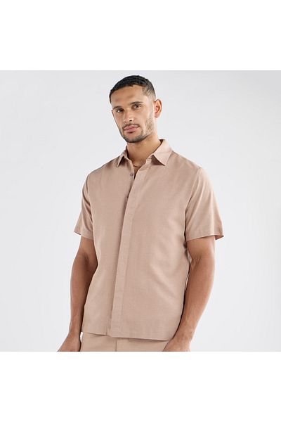 FAV Regular Fit Shirt with Short Sleeves