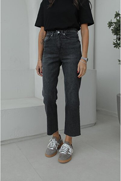 Havoş Füme Yıkamalı Boy Fit Kesik Paça Jean