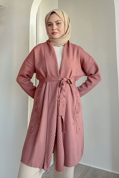 InStyle سترة تريكو منقوشة بياقة مطرزة باللون الوردي المغبر