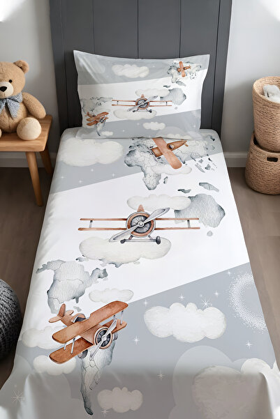 EVPANYA Gri Yan Şeritli Uçaklar Desenli Yatak Örtüsü ve Yastık Kılıfı