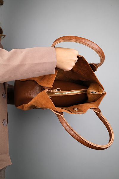 LuviShoes Γυναικεία τσάντα 175 Tan Suede