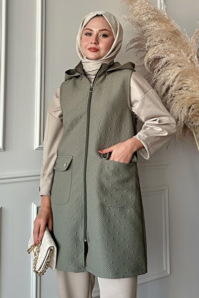 InStyle Prošívaná khaki vesta s kapsami