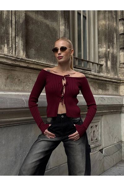 hazelin Μπλούζα Claret Red Madonna Collar Crop - Μπροστινή γραβάτα HZL25W-ZK10331