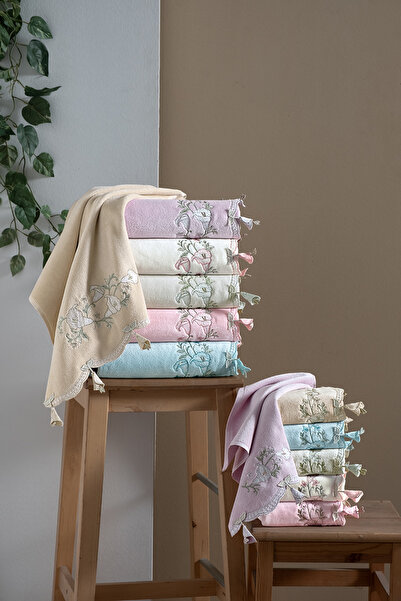 Turkar-Arliva ZAMBAK KADIFE NAKISLI ÇEYIZ HAVLUSU BEJ 30X50