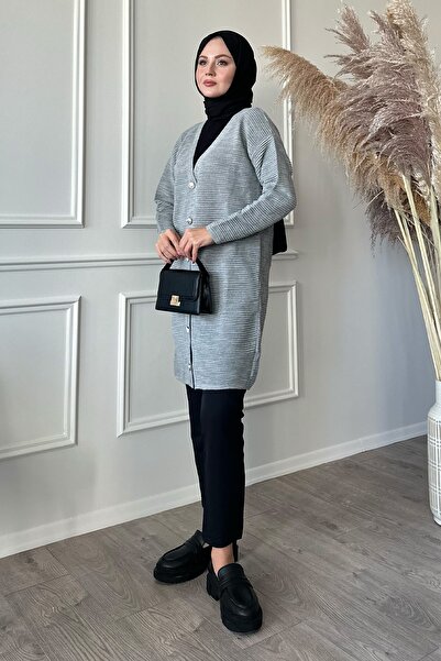 InStyle Základní šedý pletený svetr se šňůrou