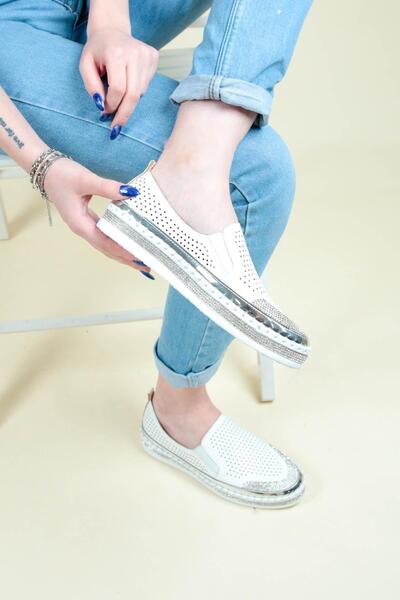 Birikon Перфорирани камъчета с детайли, БЕЛИ