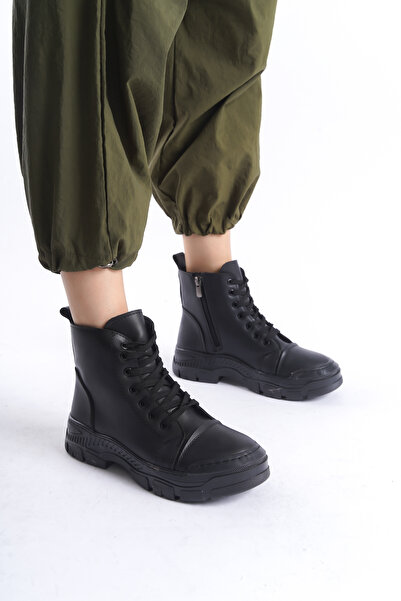 Limeo Εποχιακές μαύρες κοντές μπότες με κορδόνια για γυναίκες