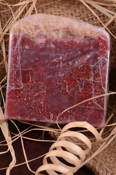 Gurmepark Natural Mountain Strawberry Soap Exfoliating Acne Skin Care Soap
