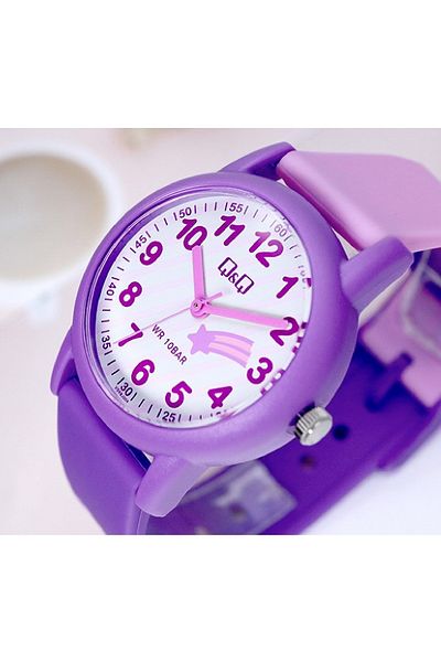 Q&Q Purple Lilac Starry Waterproof Girl's Wristwatch with Numbers