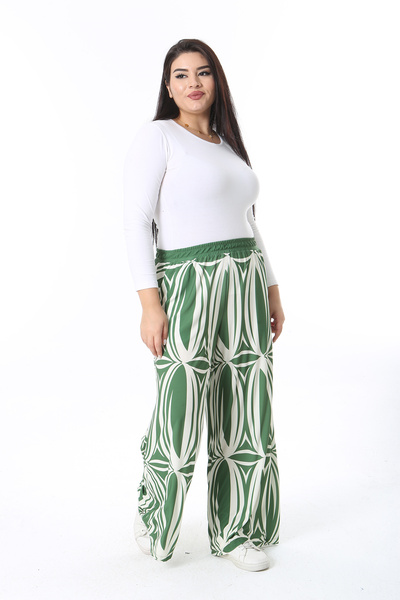 Şans Women's Plus Size Green Lycra Trousers with Elastic Waist and Side Pockets 65N38466