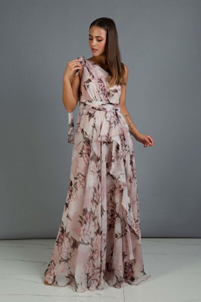 Carmen Dlouhé večerní šaty s jedním rukávem a rozparkem s pudrovým potiskem