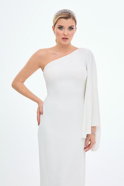 Carmen Ecru Single Sleeve Side Slit Crepe Wedding Dress