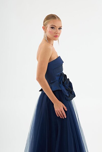 Carmen Sötétkék pánt nélküli rózsa taft estélyi ruha