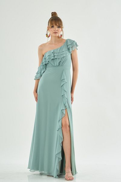 Carmen Çağla Chiffon-Schulter-Volant-Schlitz-Abendkleid