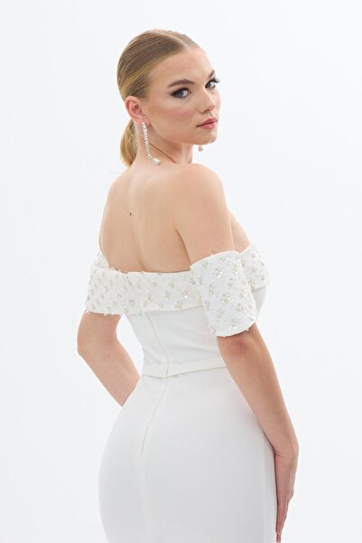 Carmen Ekru Düşük Kol Taşlı Krep Söz Elbisesi