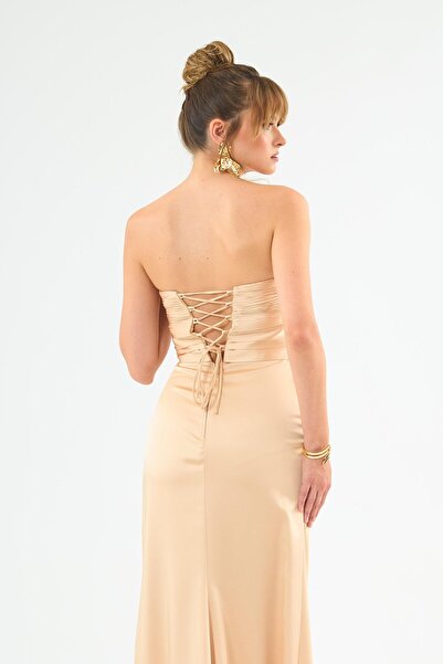 Carmen Gold Straplez Pliseli Saten Abiye Elbise