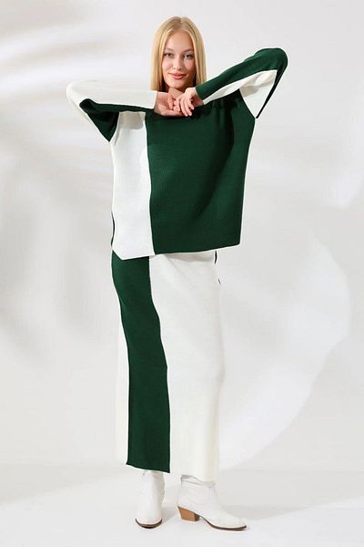 bacc Green Crew Neck Women's Knitwear Set with Block Patterned Sweater and Skirt - Bces- 241000