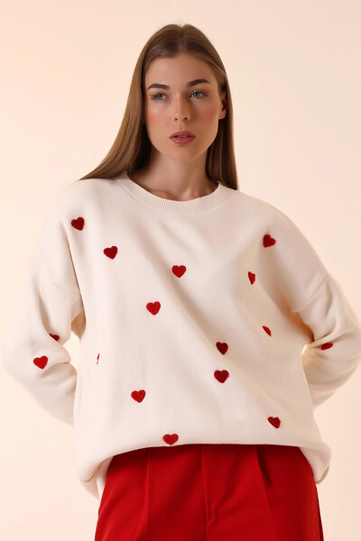 bacc Women's Ecru Crew Neck Heart Patterned Winter Knitwear Sweater Bcvl-T 243150
