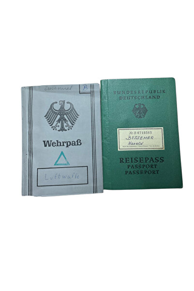 kho military design 1969 Alman Hava Kuvvetleri Bağlı Askeri Kayıt 2 Adet (Pasaport) Kolleksiyon Ürünü