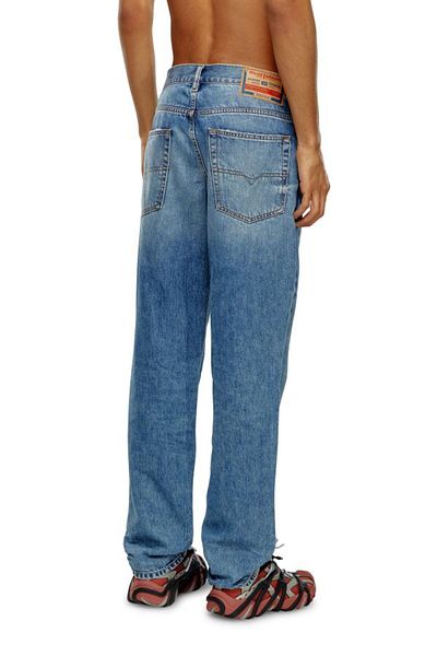 Diesel Blugi pentru bărbați D-Finitive 2023 Blue Tapered Fit