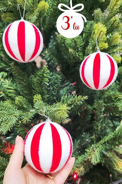 PEKSHOP 3-Piece Large Red White Feather Luxury Ball Christmas Tree Ornament Round Luxury Pine Tree Ornament 3-Pack