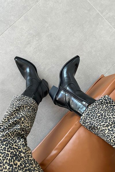 STRASWANS Black Jose Women's Wrinkled Leather Heeled Boots