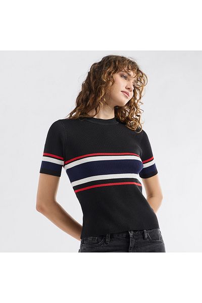 FAV Colourblock Crew Neck T-shirt with Short Sleeves