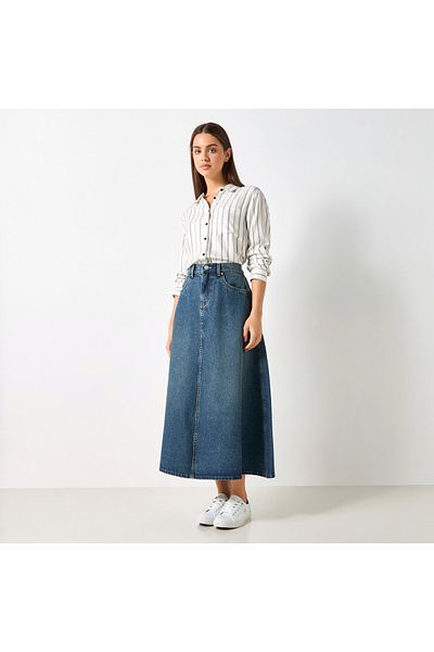 Lee Cooper Solid A-line Denim Midi Skirt with Pockets