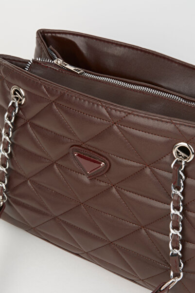 Çanta Park Hořkohnědá prošívaná 3komorová kabelka a taška přes rameno se zapínáním na řetízek