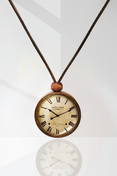 Tahtakolik Saat Ahşap Kolye