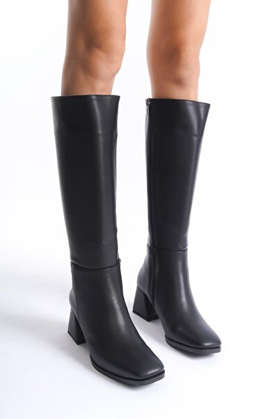 Modabuymus Cezstar Siyah Kalın Topuklu Küt Burun Çizme