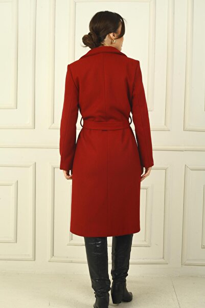 By Saygı Παλτό Εισαγόμενο Stash σε ίσιο κόψιμο με πλαϊνές τσέπες, φόδρα εσωτερικά, ζωσμένη μέση και πέτα