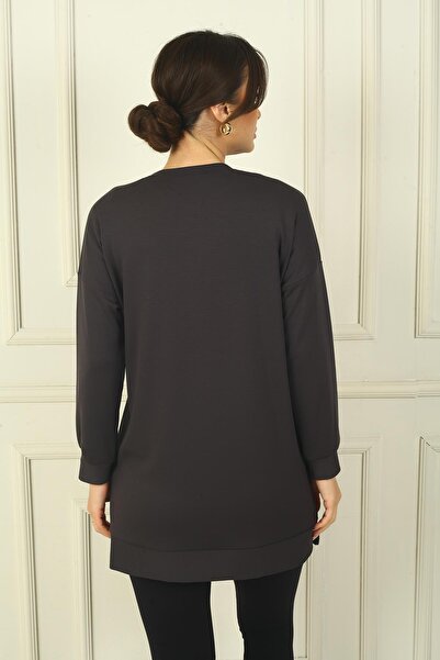 By Saygı Dámská detailní tunika pohodlného střihu Bird s rozparky na bocích